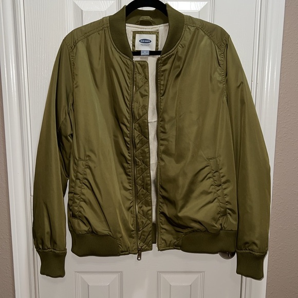 Old Navy Olive Green Bomber Jacket w/pockets, Size Large - Picture 13 of 13